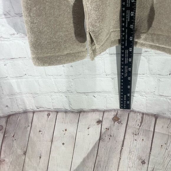 Woolrich 1/4 zip pullover  - Picture 7 of 7